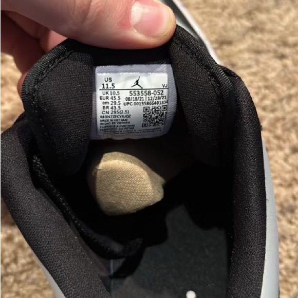 Air Jordan 1 Low - LT Smoke Grey/Black-White - Picture 3 of 8